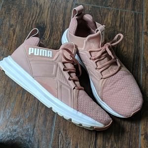 Puma tennis shoes size 8.5 pink